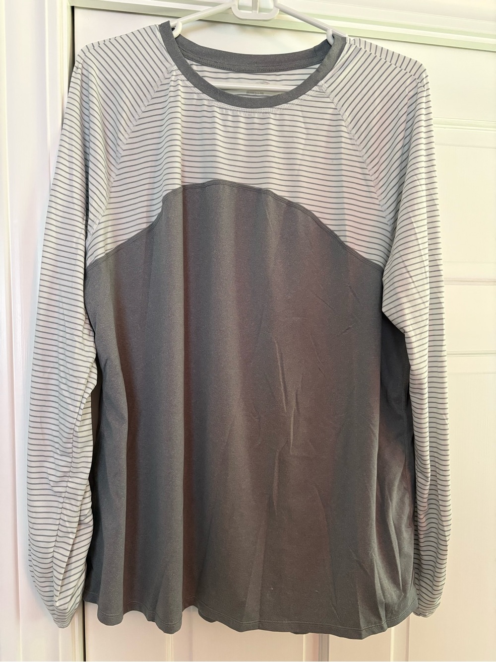 Avia Long Sleeve Crewneck Shirt in Gray and White Stripe